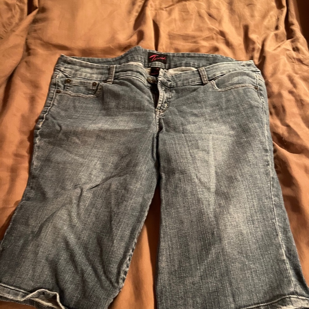 Torrid Size 18 Bermuda Shorts